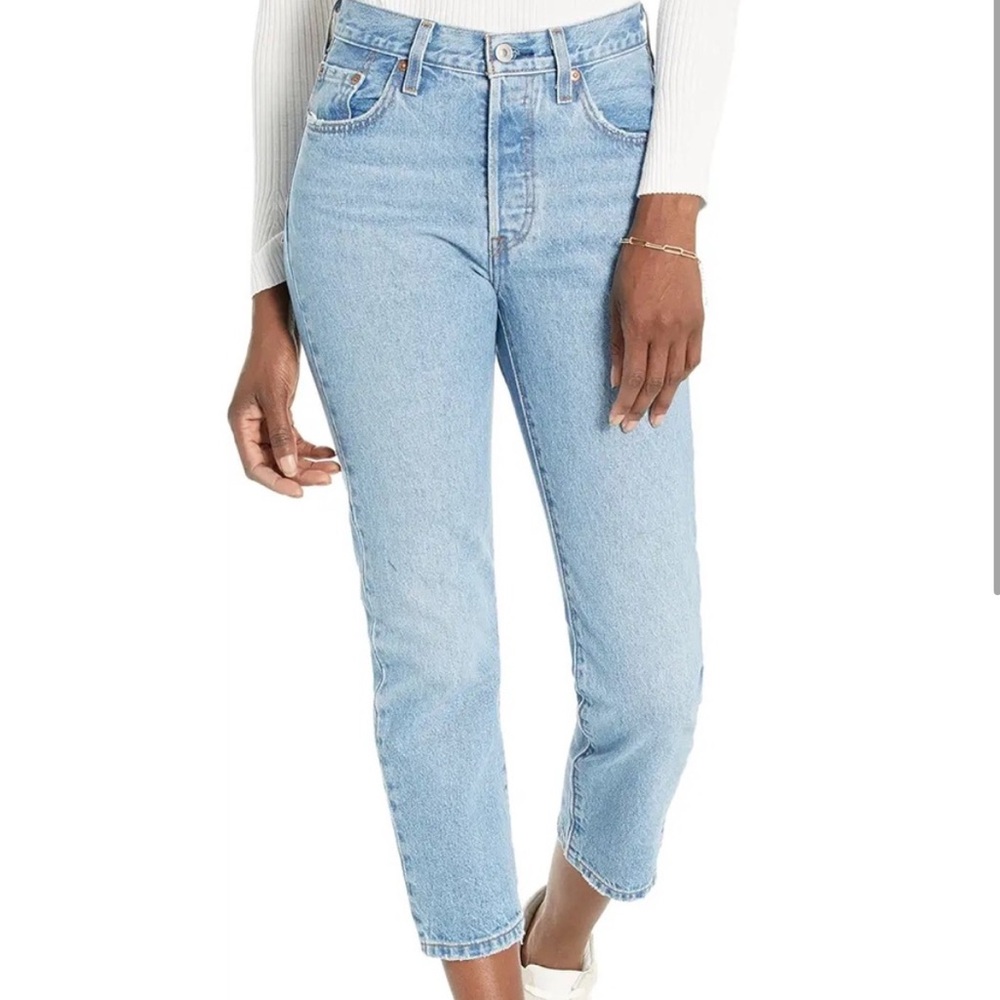 Levi's 501 Crop Mom Style Jean W:27 L:26